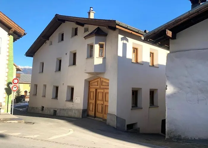 Fasser In Muestair- Zentrale Lage Müstair