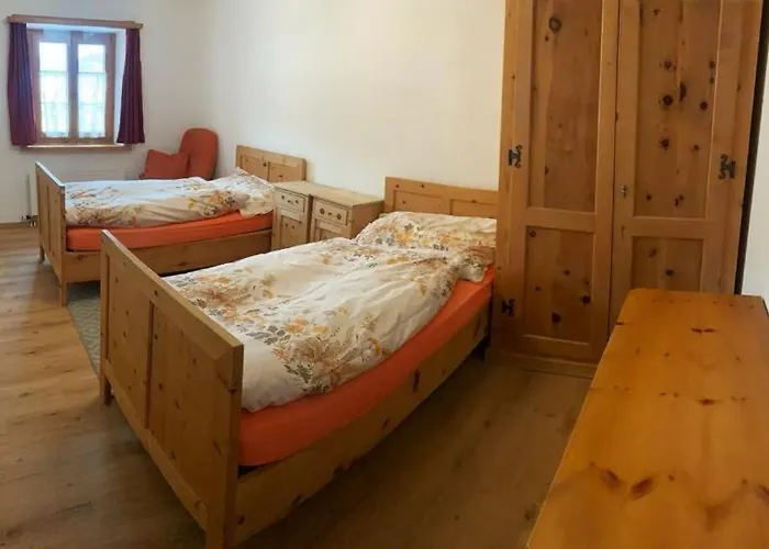 Fasser In Muestair- Zentrale Lage * Müstair