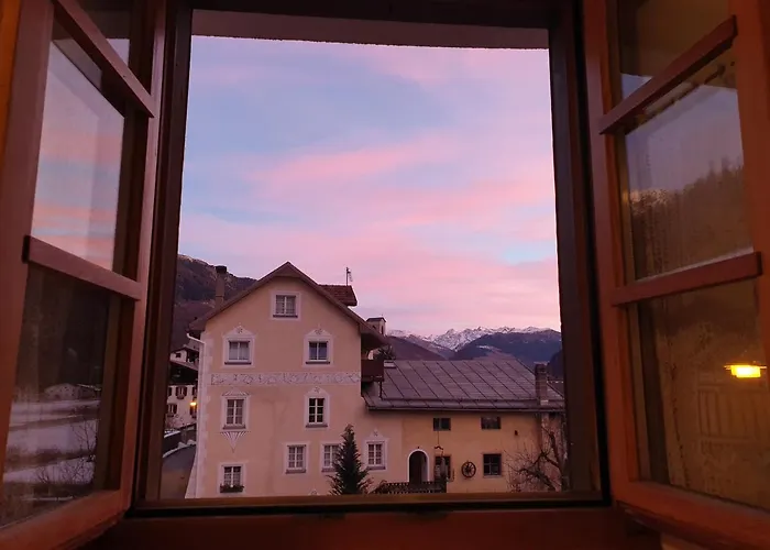 Fasser In Muestair- Zentrale Lage Müstair